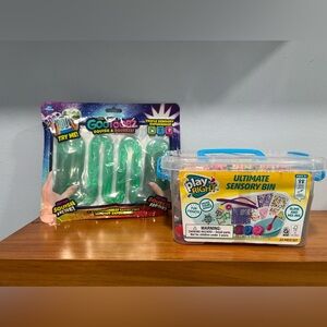 Sensory NIB Toy 2 Pack: Ultimate Sensory Bin & Goo Toobz In Green BRAND NEW